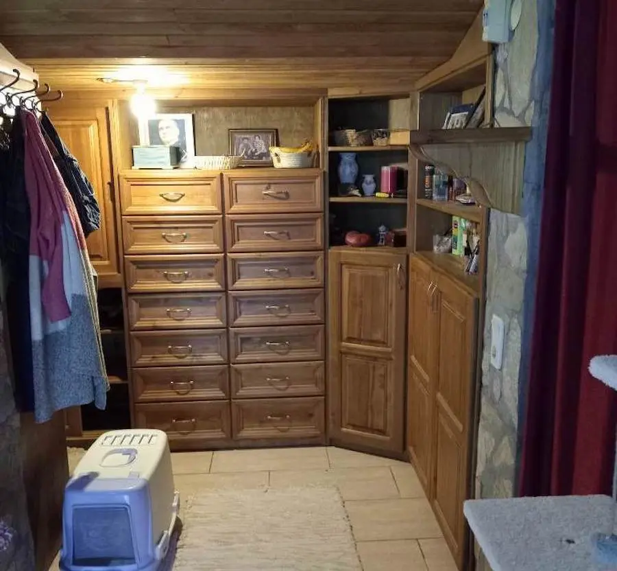 Closet